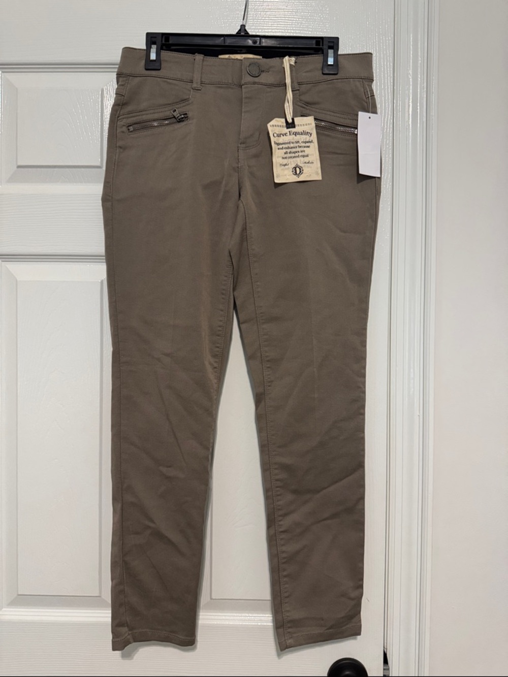 NWT Democracy Stretch Pants in Taupe